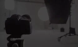 Most popular<br> <strong class="plan-title">CLASSIC</strong><br><br> • 15 photos<br> • 1.5-hour session<br> • 2 outfits<br> • Available every day<br><br> <strong> $ 250</strong>