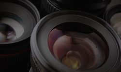 <strong>EXPRESS</strong><br><br> • 10 retouched digital photos<br> • 45-minute session<br> • 1 outfit<br> Delivery in 7 business days<br><br> <strong> $ 190</strong>