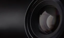 <strong>ELITE</strong><br><br> • 40 retouched digital photos<br> • 2-hour session<br> • 3 outfits<br> • Album (8x11 magazine style)<br> Delivery in 48 hours<br> <br><strong> $ 520</strong>