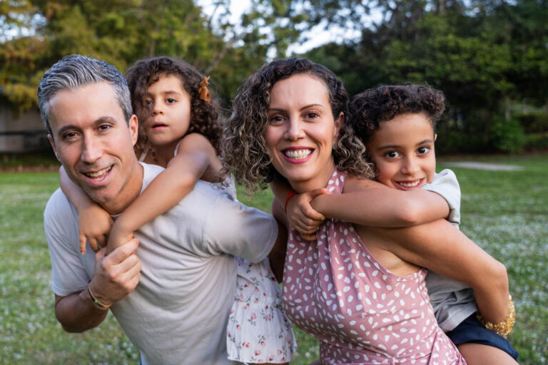 #FamilyPhotography #OutdoorFamilyPhotoshoot #FamilyPhotographerOaklandPark #OaklandParkPhotographer #SouthFloridaFamilyPhotographer #NaturalFamilyPhotography #LifestyleFamilyPhotography #FamilyMoments #ChildhoodMemories #NaturalLightPhotography #FamilyPhotoshoot #ParkPhotoshoot