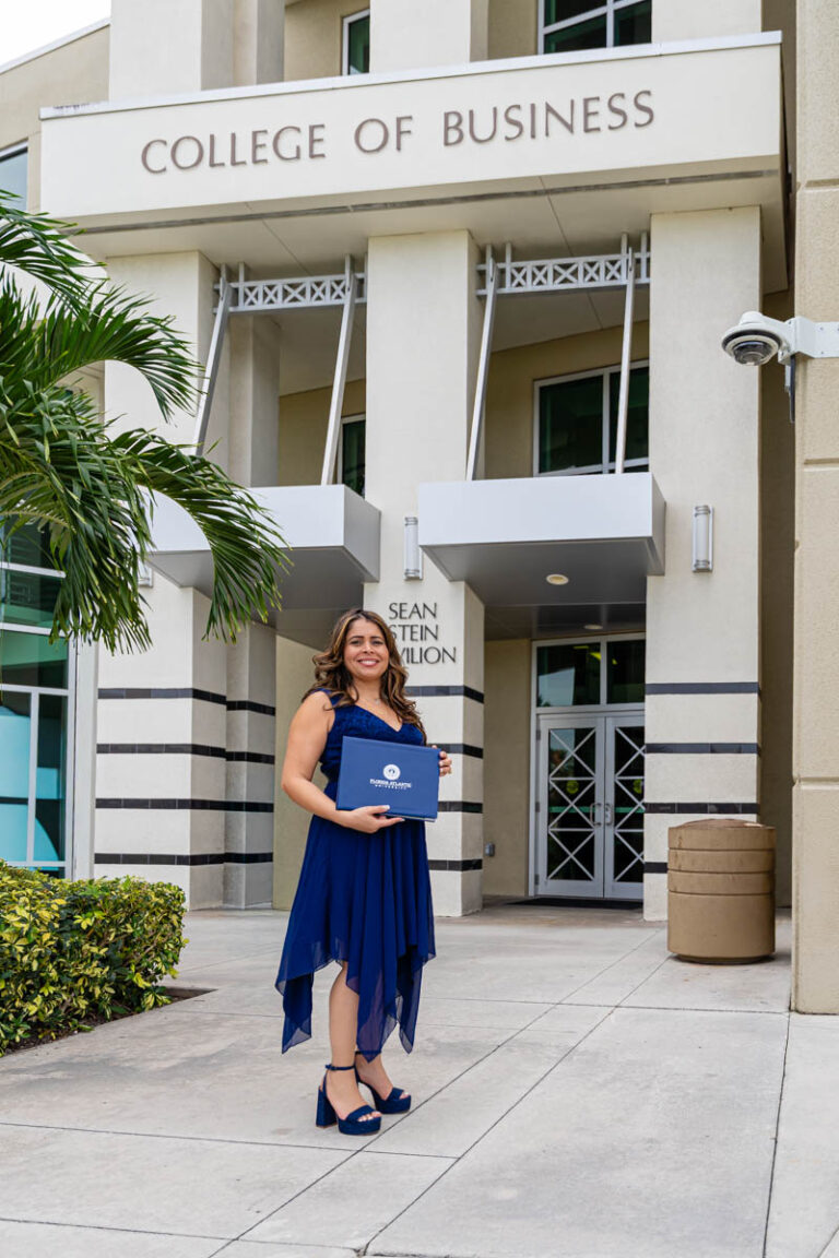 gratuation vivian-12