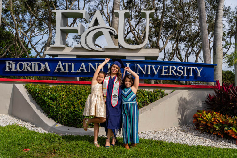 gratuation vivian-17